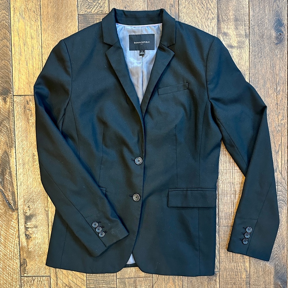 Banana Republic Women's Black Blazer, Fully Lined, Size 6